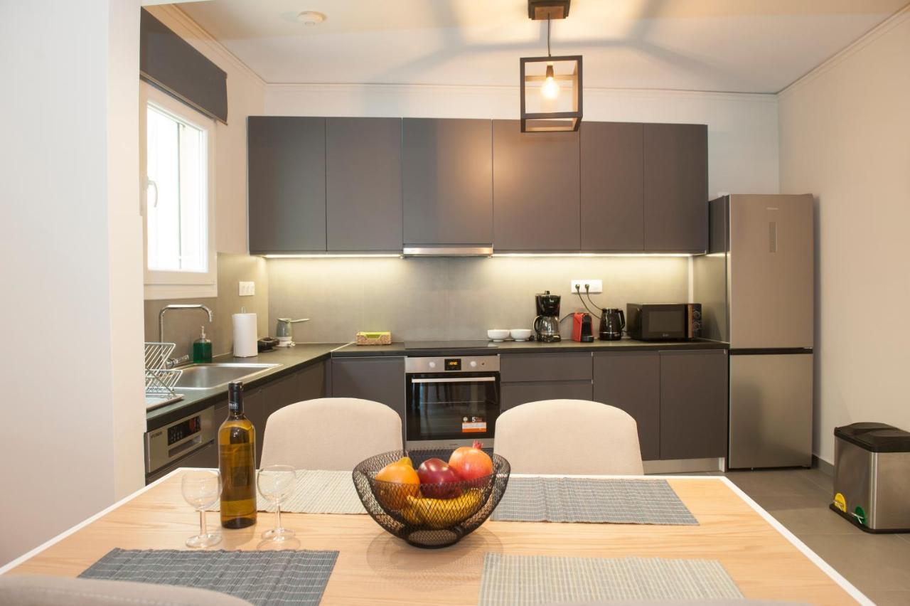 Olympia Luxury Apartment In Marousi アテネ エクステリア 写真
